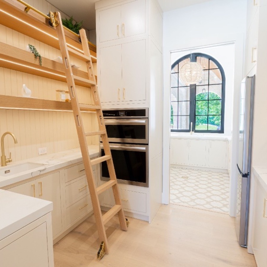 Luxury residence photography from Conté Films — frame 2